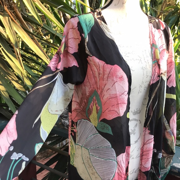 New! Floral K I M O N O - Picture 5 of 8
